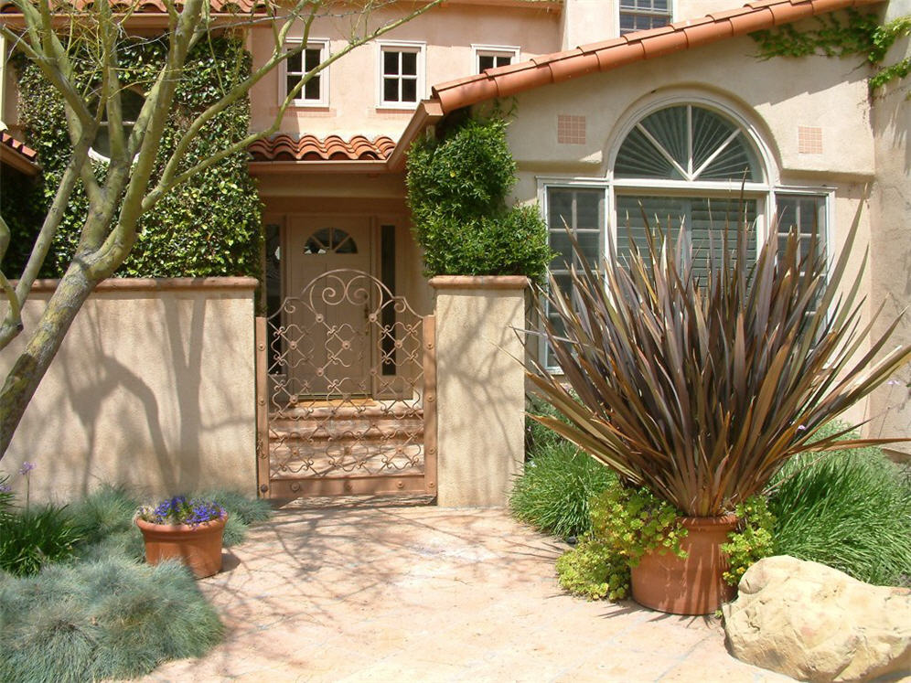 Mediterranean Entry